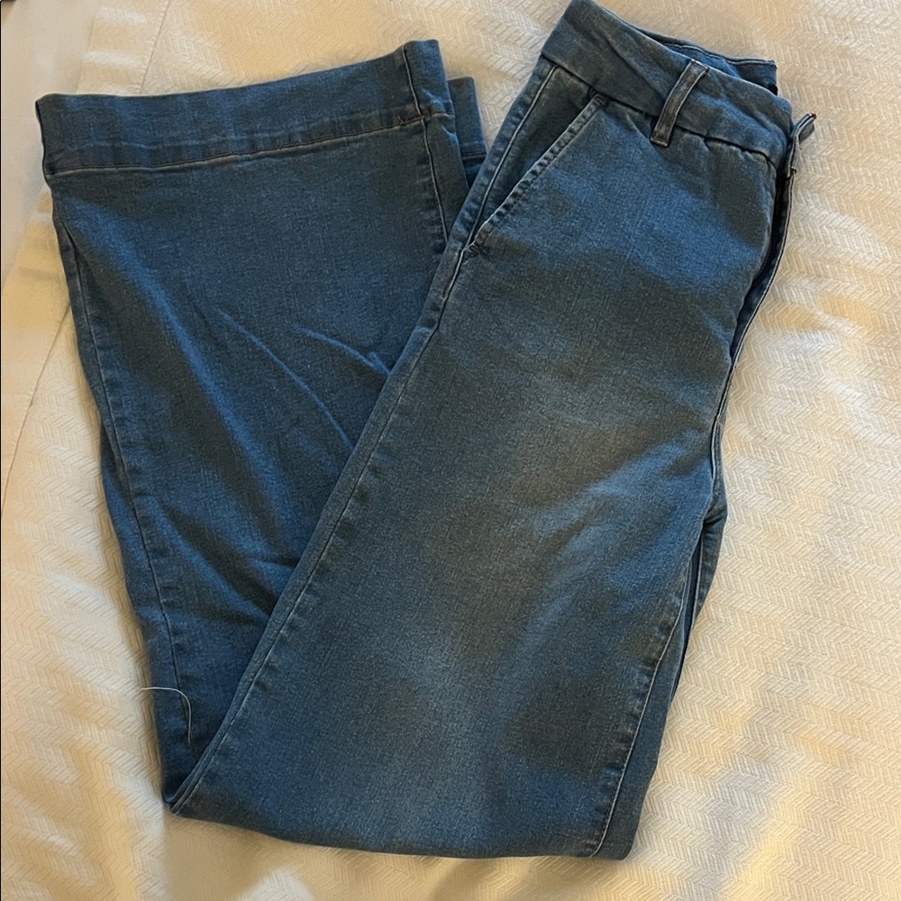 Wide Leg Blue Denim Trouser Jeans for Women - Picture 4 of 5